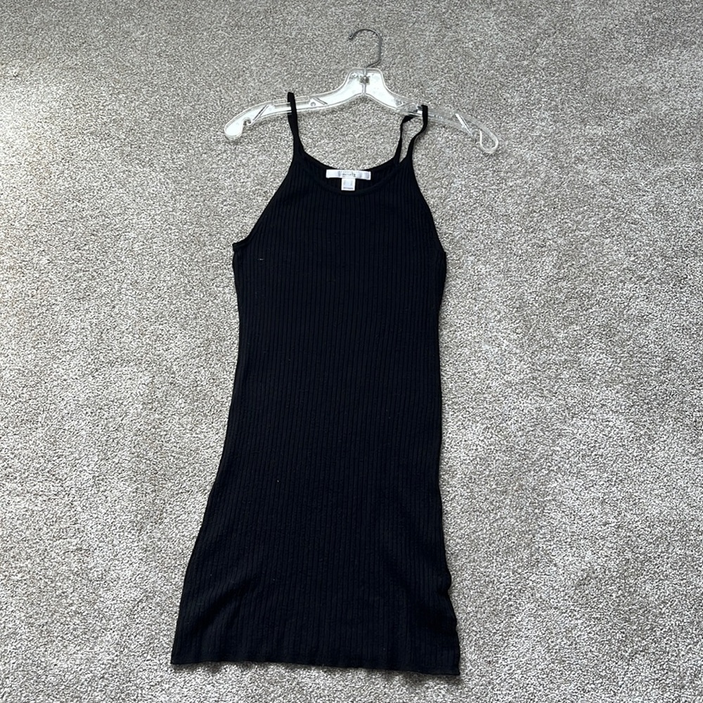 womens size M midi black dress